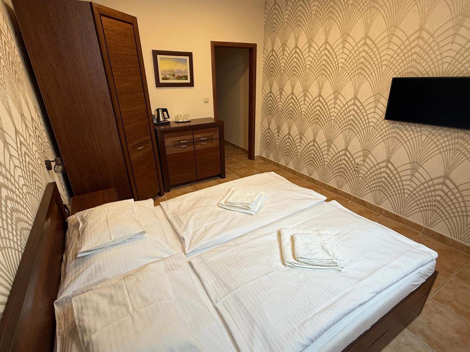 Spa & Wellness Hotel Orchidea Velky Meder Exterior foto